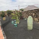 Летний дом El Caserio De Gueime Con Piscina Climatizada