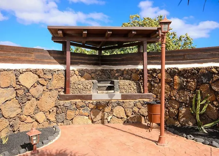 El Caserio De Gueime Con Piscina Climatizada San Bartolome (Las Palmas)