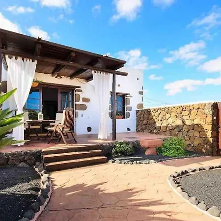 El Caserio De Gueime Con Piscina Climatizada San Bartolomé