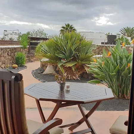 El Caserio De Gueime Con Piscina Climatizada Гуйме