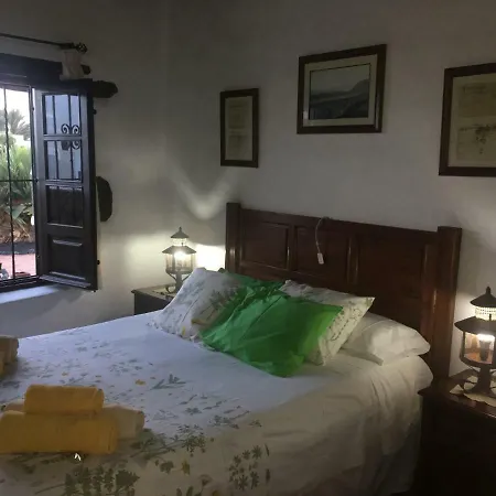 El Caserio De Gueime Con Piscina Climatizada Landhaus *
