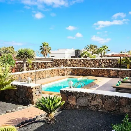 El Caserio De Gueime Con Piscina Climatizada Casa di campagna