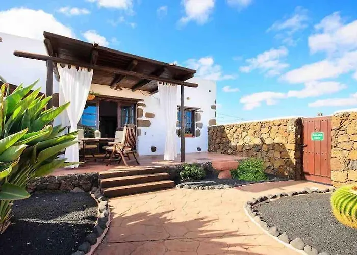 El Caserio De Gueime Con Piscina Climatizada San Bartolomé