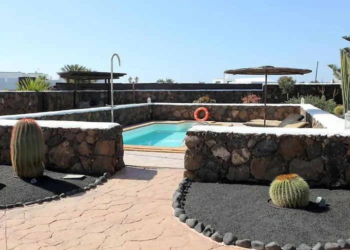 El Caserio De Gueime Con Piscina Climatizada Lantställe *