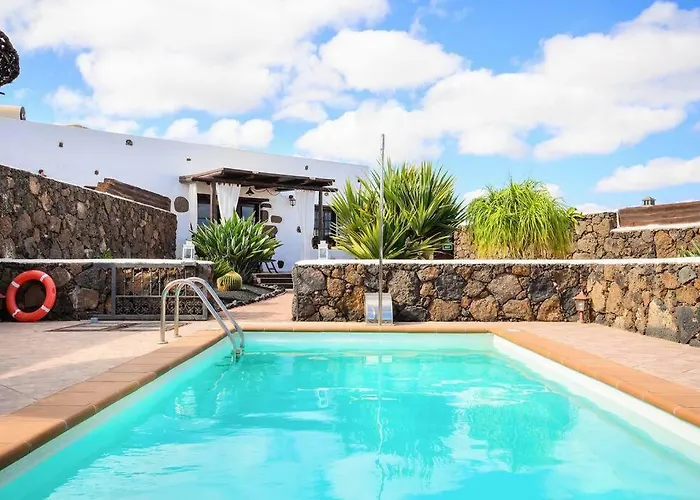 El Caserio De Gueime Con Piscina Climatizada Lantställe