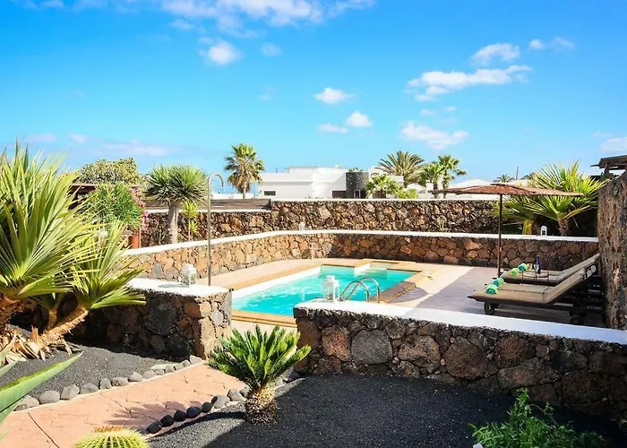 El Caserio De Gueime Con Piscina Climatizada Lantställe