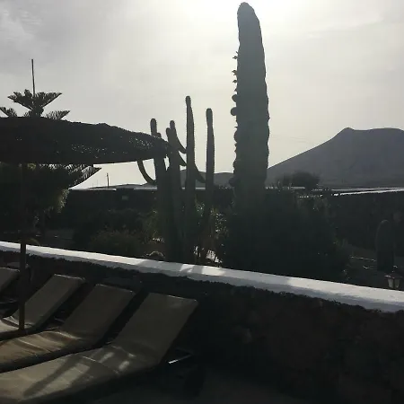 El Caserio De Gueime Con Piscina Climatizada Kır Evi San Bartolomé